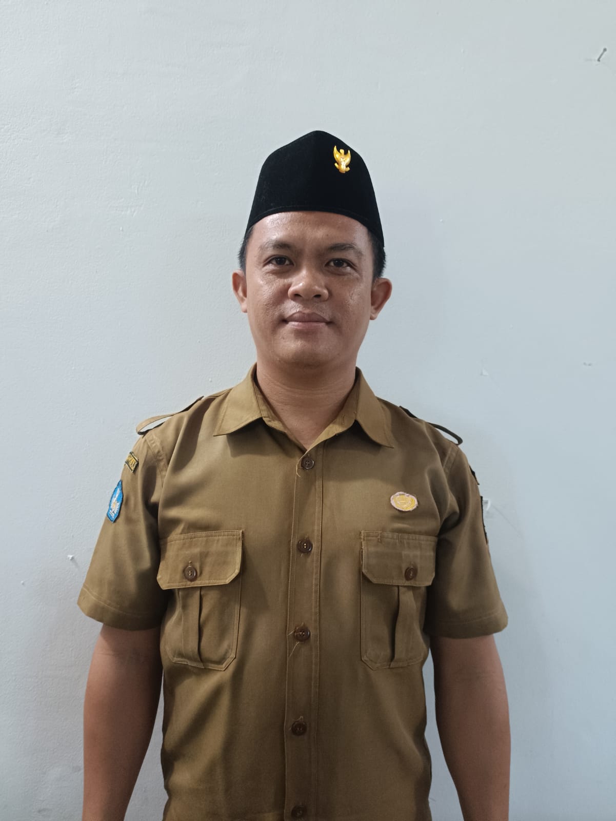 Foto AHMAD SYARIF, S.Pd